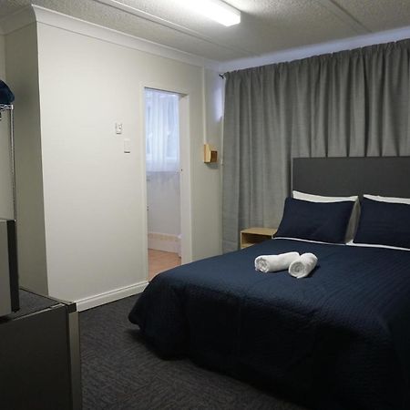Warners Bay Hotel Exterior foto